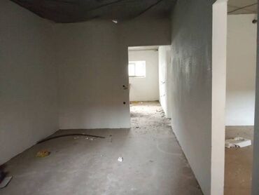 фас фут аренда: 4 комнаты, 100 м², Цокольный этаж этаж, ПСО (под самоотделку)