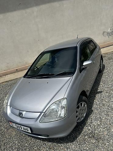 Honda Civic: 2001 г., 1.5 л, Вариатор, Бензин, Хэтчбэк