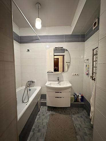 2 8: 2 комнаты, 65 м², 7 мкр Элитка, 8 этаж, Требуется ремонт — 7