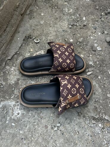 papuce sa stiklom: Sandale, Louis Vuitton, 41