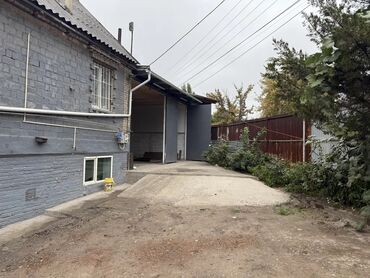 дом в центре: 200 кв. м, 5 бөлмө, Жылытылган, Забор, тосулган