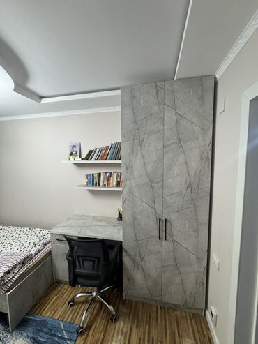 Кухонные гарнитуры: Кухонный гарнитур, цвет - Белый, ДСП — 18