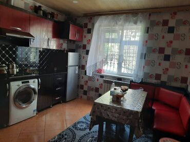 Uzunmüddətli kirayə evlər: 100 kv. m, 3 otaqlı -da lalafo.az — 7 Uzunmüddətli kirayə evlər: 100 kv. m, 3 otaqlı — 7