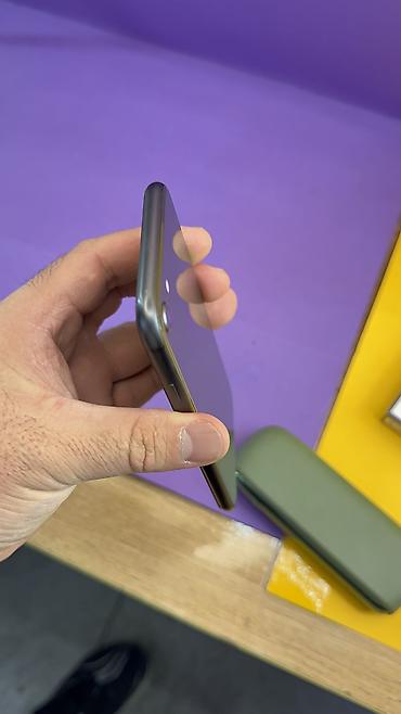 Apple iPhone: IPhone 8, Б/у, 256 ГБ, 69 % — 4