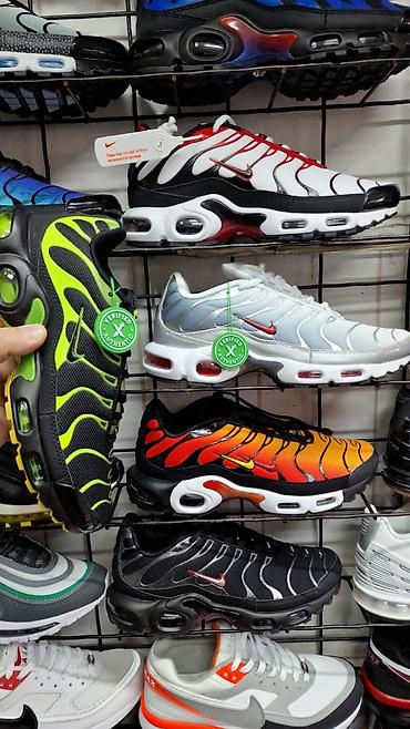 Patike: Patike orginal sa kutijom 
41 do 46
za samo 5999 din — 3