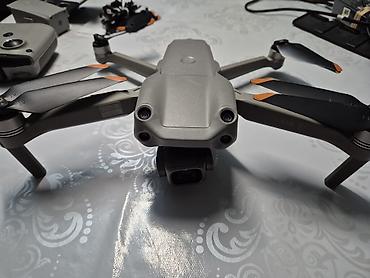 Дроны: Продаю дрон DJI AIR 2S. Состояние нормальное, есть царапины один раз — 2