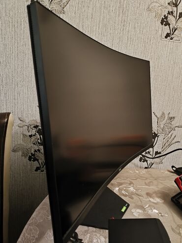 qo pro: Gaming monitor Dell S2721HGF . Teze kimi qalib hec bir problemi