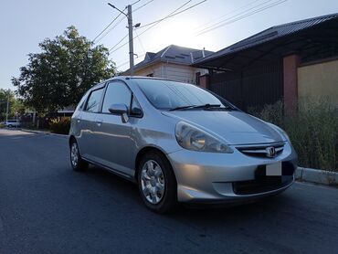 афто балыкчы: Honda Fit: 2002 г., 1.3 л, Вариатор, Бензин, Хетчбек