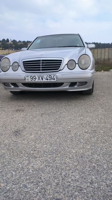 mersedes qapi: Mercedes-Benz 240: 2.4 l | 2000 il