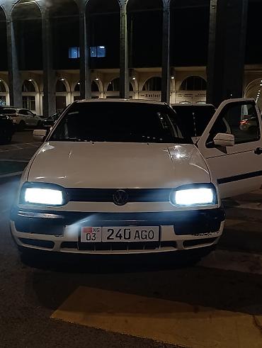 Volkswagen: Volkswagen Golf: 1993 г., 1.8 л, Механика, Бензин, Хэтчбэк — 5