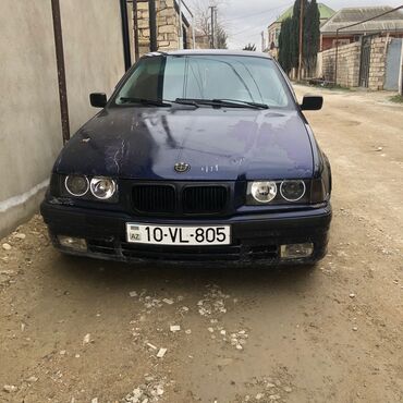 BMW: BMW 3 Series E36 – 318 sedan - Kuzov: sedan, tünd mavi rəng - Model — 2
