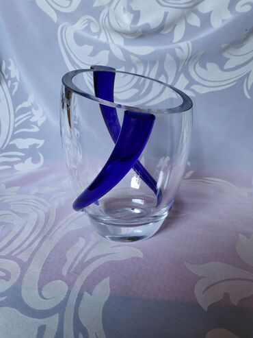 Ostali kućni dekor: Vaza nova,kristal,rucni rad,duvana usnama. Krasno Poljska. 80te — 12