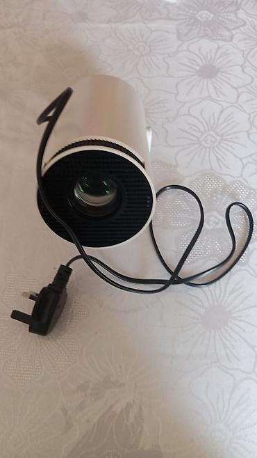 epson proyektor: İşlənmiş Portativ Proyektor — 1