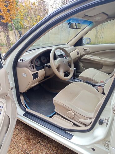 Nissan: Nissan Sunny: 1.6 l | 2006 il Sedan — 10