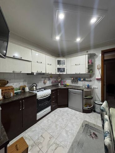 Köhnə tikili: Bakı, 4 otaqlı, Köhnə tikili, m. Neftçilər, 113 kv. m — 9