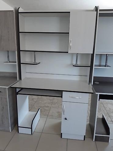 Компьютерные столы: Продаю НОВЫЕ компьютерные столы со шкафчиками из российского — 7