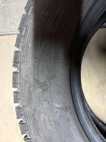 максис: Продаю 4 шины MAXXIS 205/70 R15 комплектом. 🔹 Бренд: MAXXIS 🔹 Размер — 3