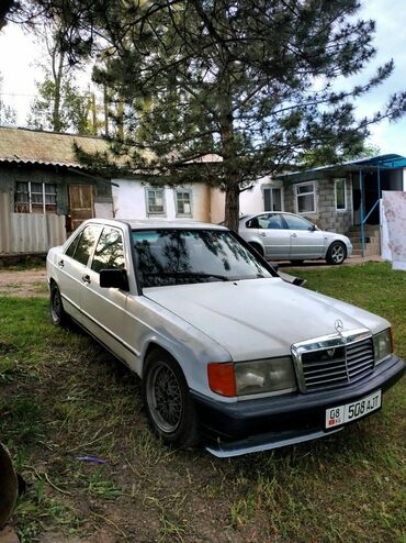 аварийное авто купить: Mercedes-Benz 190 (W201): 1983 г., 2 л, Механика, Бензин