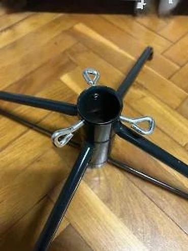 amfore za cvece: Metalno postolje za jelku – sklopivi X stalak - Stabilna metalna — 10