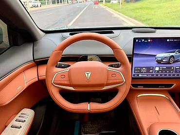 Changan: Changan : 2024 г., 1.5 л, Автомат, Электромобиль, Лифтбек — 6