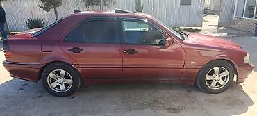 moto hisseler: Mercedes-Benz 220: 2.2 l | 1994 il Sedan — 2