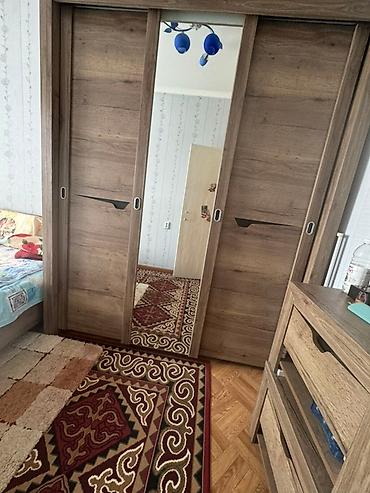 Эмерек: Шкаф-купе с зеркалом - Тип: шкаф-купе, трехдверный - Материал: ЛДСП с — 2