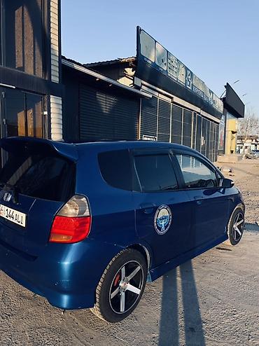 Honda: Honda Jazz: 2008 г., 1.5 л, Робот, Бензин, Хэтчбэк at lalafo.kg — 3 Honda: Honda Jazz: 2008 г., 1.5 л, Робот, Бензин, Хэтчбэк — 3