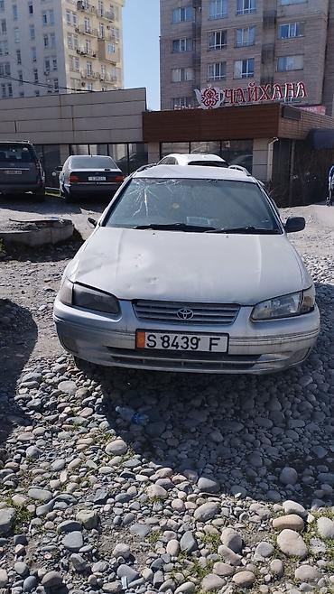 Другие автомобили: Продаётся универсал серебристого цвета (5 дверей). Основные — 5