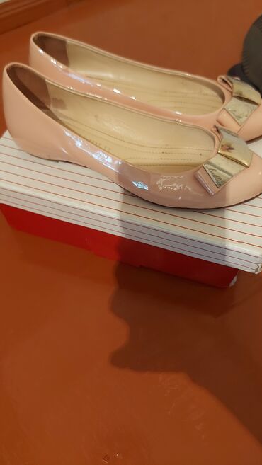 Другая женская обувь: Балетка производство Италия 36р