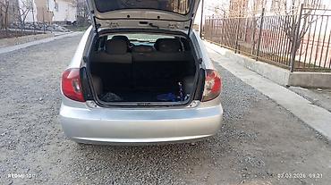 рулдар: Kia Rio: 2003 г., 1.5 л, Кол менен иштөөчү, Бензин, Хетчбек — 5