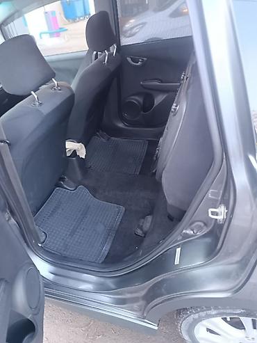 Honda: Honda Fit: 2011 г., 1.5 л, Автомат, Бензин, Хэтчбэк — 9