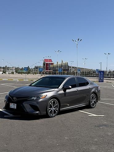 шинен: Toyota Camry: 2018 г., 2.5 л, Автомат, Бензин, Седан — 1