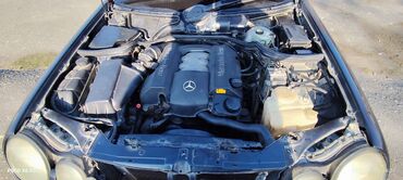 Mercedes-Benz: Mercedes-Benz E-Class: 2.8 l | 1998 il Sedan — 8