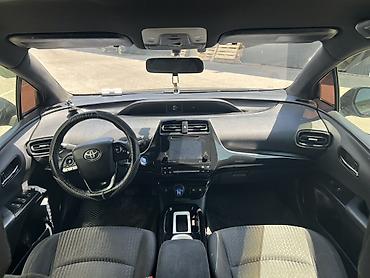 prius: Toyota Prius: 2017 г., 1.8 л, Вариатор, Гибрид, Лифтбек — 7