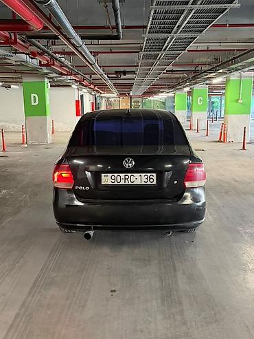 Volkswagen: Volkswagen Polo sedan – qara rəng Texniki xüsusiyyətlər və təchizat — 1