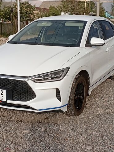 электромобили из китая: BYD : 2020 г., 3.2 л, Вариатор, Электромобиль, Седан