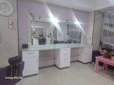 işlənmiş dolablar: Salon stolu ve termo