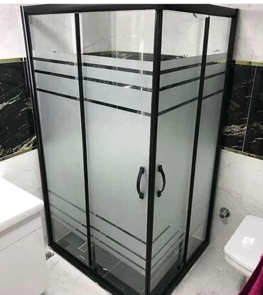 Duş kabinaları, arakəsmələr: Yeni Arakəsmə, Künc üçün, Ünvandan götürmə, Pulsuz çatdırılma — 23