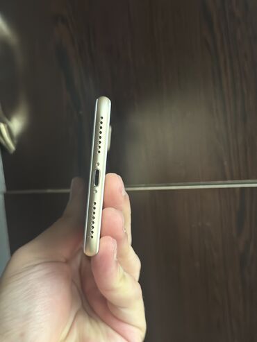 Apple iPhone: IPhone 7 Plus, 128 GB, Qızılı — 12