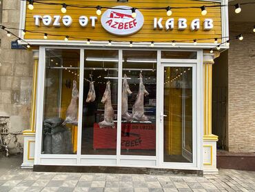 Digər kommersiya daşınmaz əmlakı: Nərimanov metrosunun yaxınlığındasahəsi 20 kv/m olan, obyekt (ət — 17