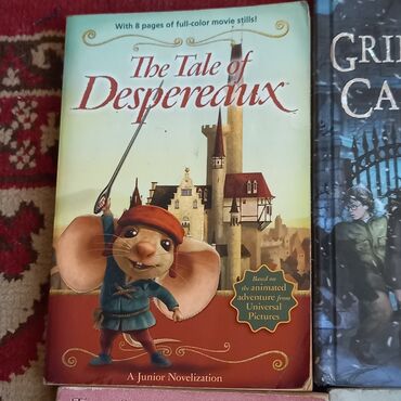 İngilis dili: İngilis dilində nağıllar və əfsanələr kitabları - Sayı 9 ədəddir. - — 12