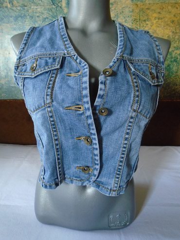 majicaduzina majice je cm jako: Moderan i lep, teksas prsluk, Gap 1969 jeans, veličine 14/16, pa može