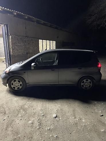 Honda: Honda Fit: 2003 г., 1.3 л, Автомат, Бензин, Хэтчбэк — 2