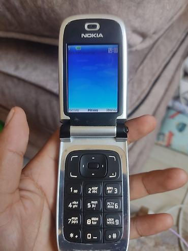 nokia 1: Раскладной телефон Nokia (классическая «раскладушка») с двумя — 1