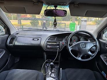 450: Honda Accord: 2000 г., 2 л, Автомат, Бензин, Седан — 8