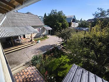 Продажа отелей и хостелов: Продается ухоженная усадьба с двумя домами и плодоносящим садом в — 23