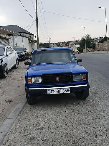 lada 2113: Model: Lada 2104 (universal kuzov) Rəng: Göy Kuzov: 5 qapılı universal — 1