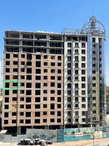 квартир токмок: 3 комнаты, 93 м², Индивидуалка, 7 этаж, ПСО (под самоотделку)
