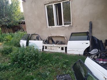 Другие детали кузова: Кузов (голая “капсула”) универсал, белый цвет. Описание: - — 8