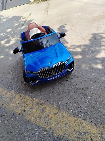 Uşaq dünyası: Uşaq üçün elektriklə işləyən minik maşını - Rəng: parlaq mavi - — 7